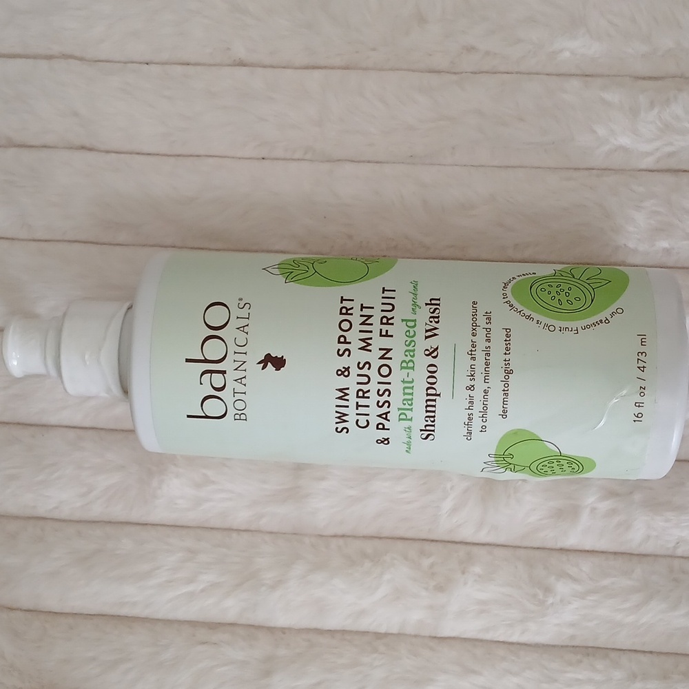 Babo Botanicals Swim/Sport Citrus Mint & Passion Fruit Shampoo/Body Wash Unisex